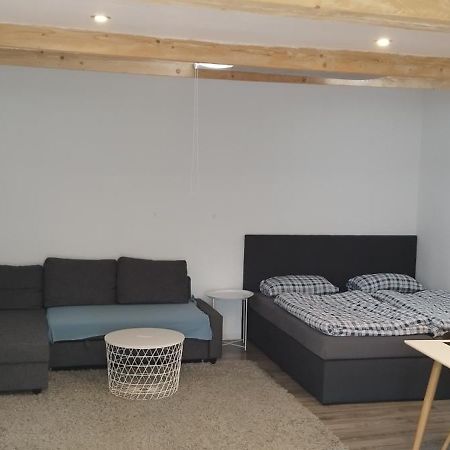 Schoenes Und Offenes Appartement Juchen Экстерьер фото